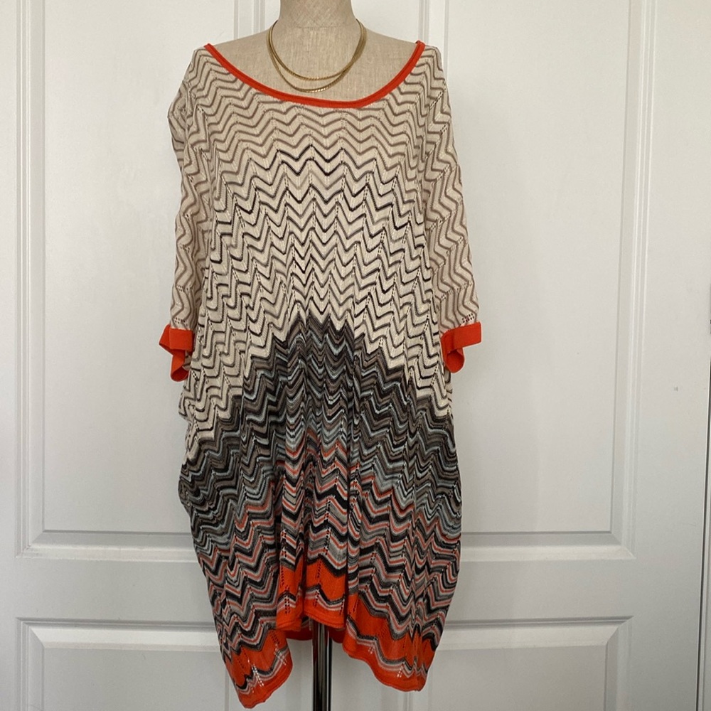 BCBG Max Azria tunic top